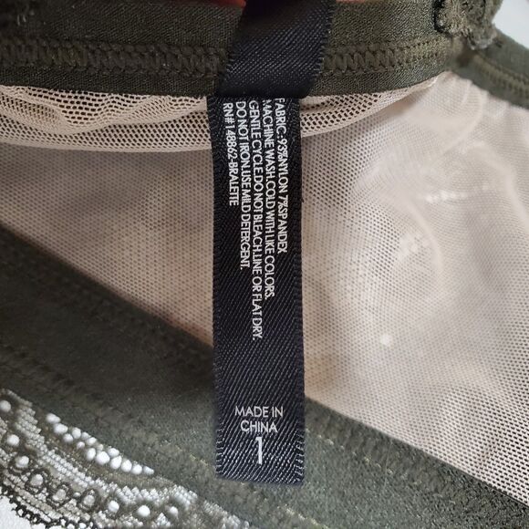 Torrid Olive Green Lace Bralette Racerback Plus Size Bra Size 1  stretch - Picture 6 of 7